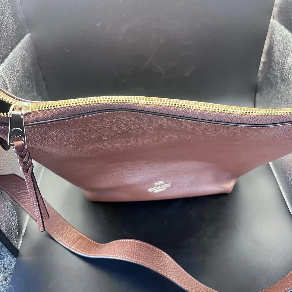 Coach Brown Leather Shoulder Bag - Picture 4 of 10